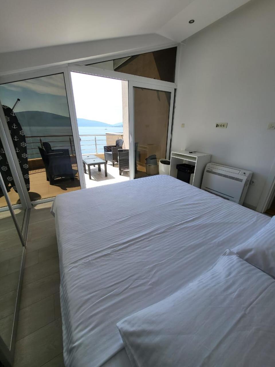 Matkovic Residence تيفات المظهر الخارجي الصورة