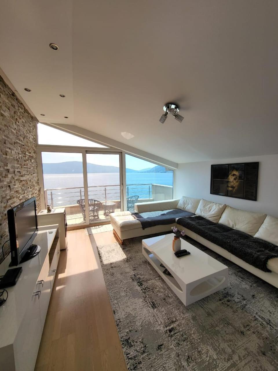 Matkovic Residence تيفات المظهر الخارجي الصورة