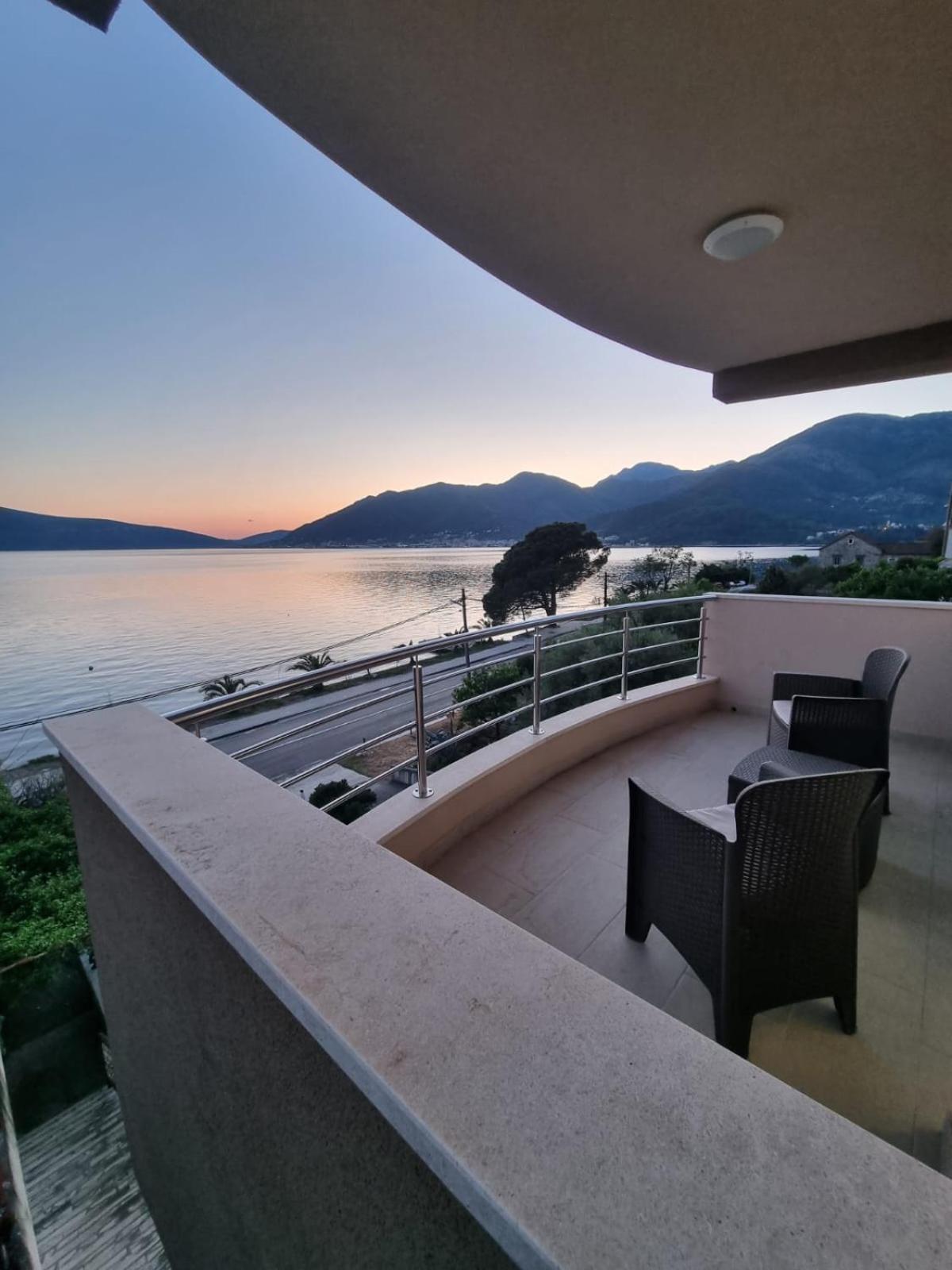 Matkovic Residence تيفات المظهر الخارجي الصورة